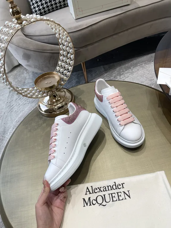 Alexander McQueen Shoe 